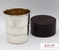 Reisebecher in Silber