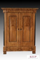 Biedermeierschrank