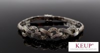 Goldenes Armband
