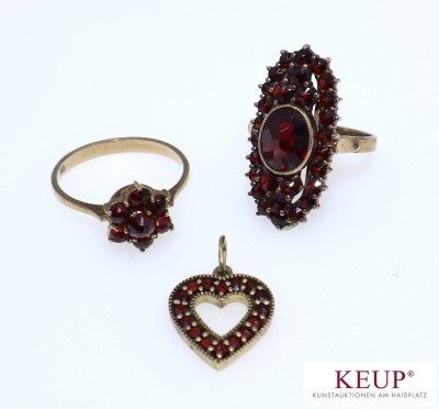 Picture Lot Schmuck