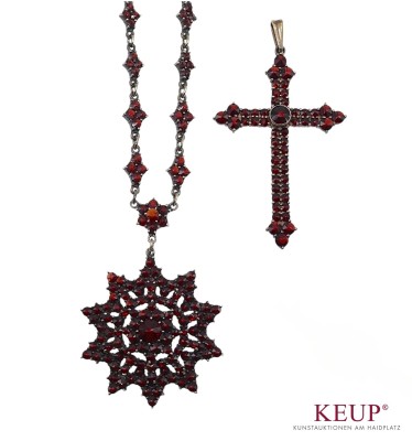Picture Granatschmuck