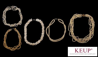 Picture Lot Perlenketten