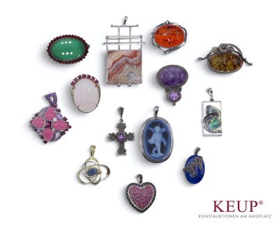 Picture Lot Schmuck